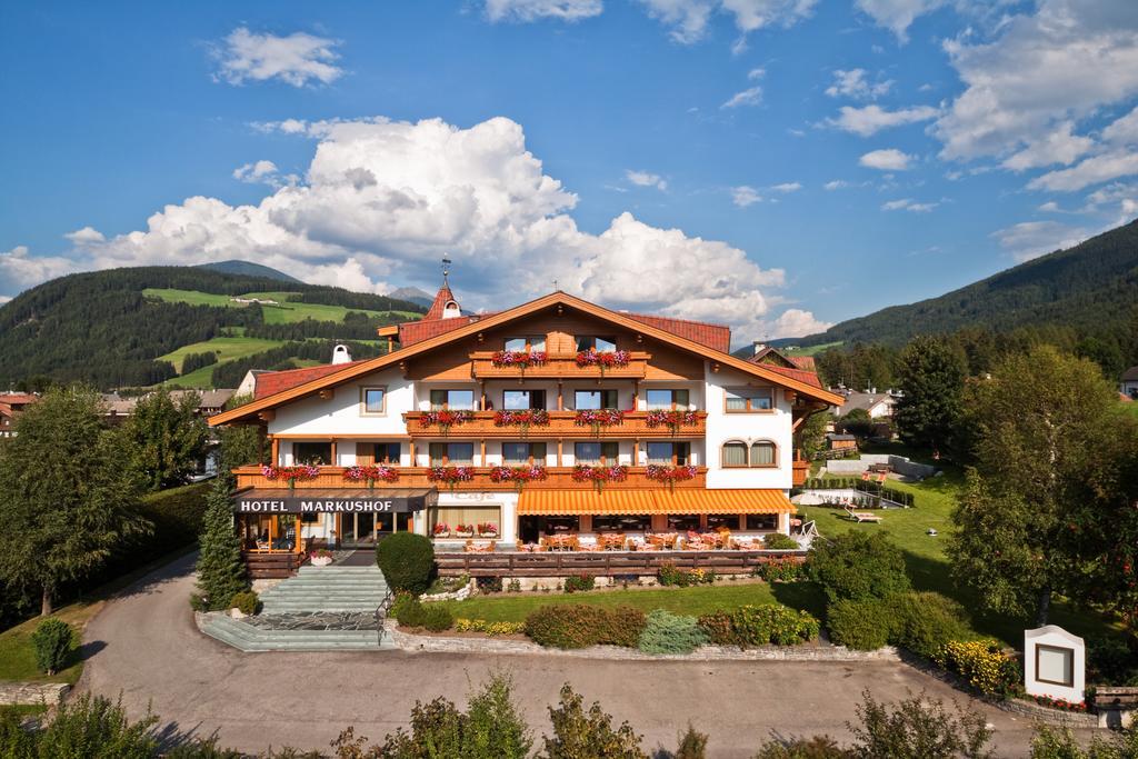 Hotel Markushof 3***S Olang Exterior photo